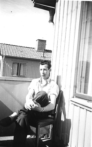 1950PåbalkongenStig.jpg